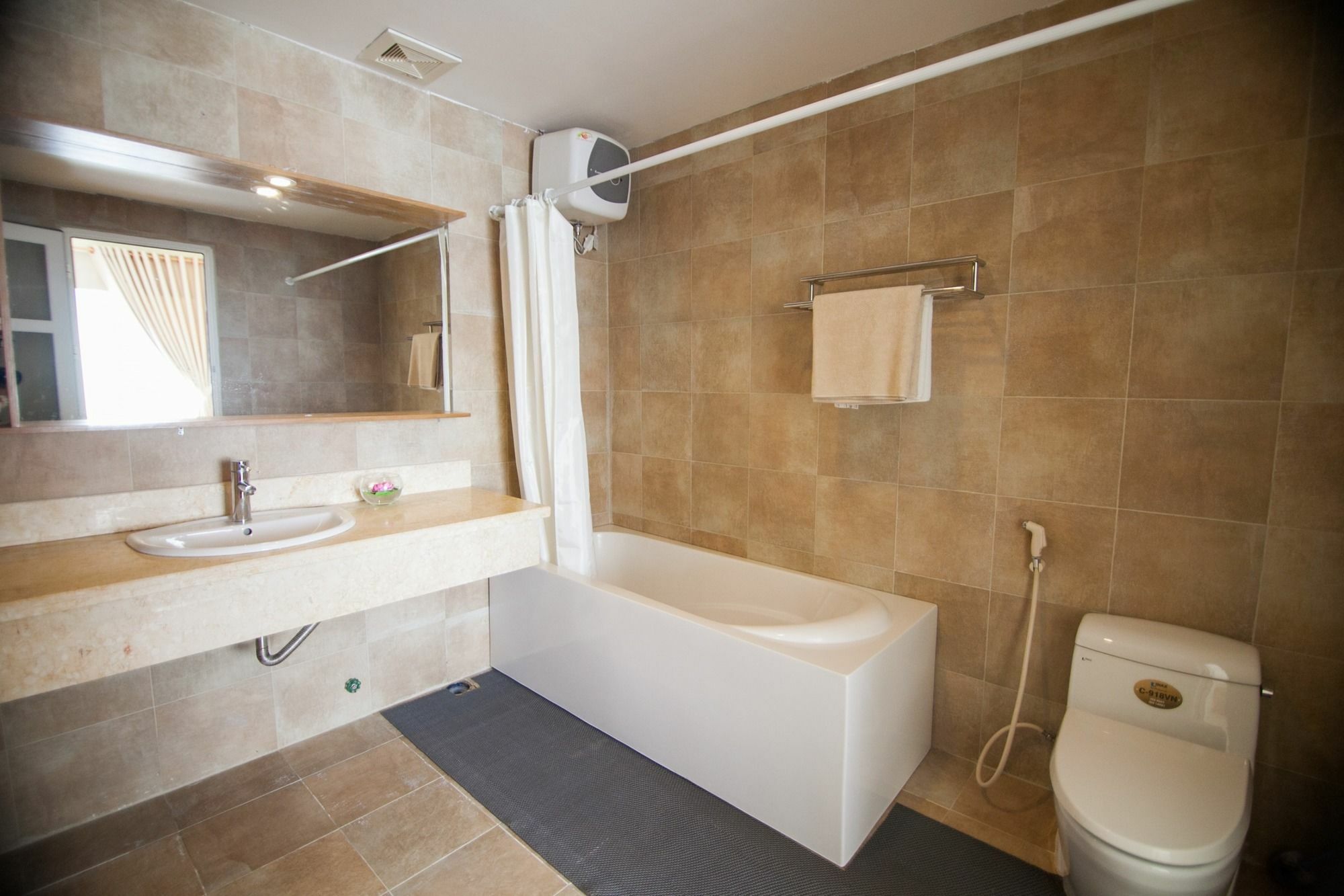 Merin City Suites Ho Chi Minh City Exterior photo